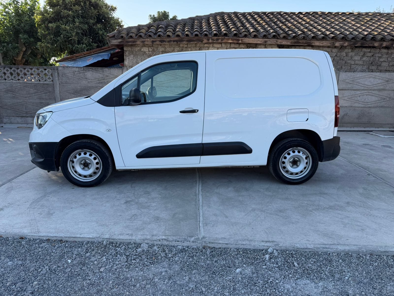 Opel Combo Hdi L1 — foto 3 de 14