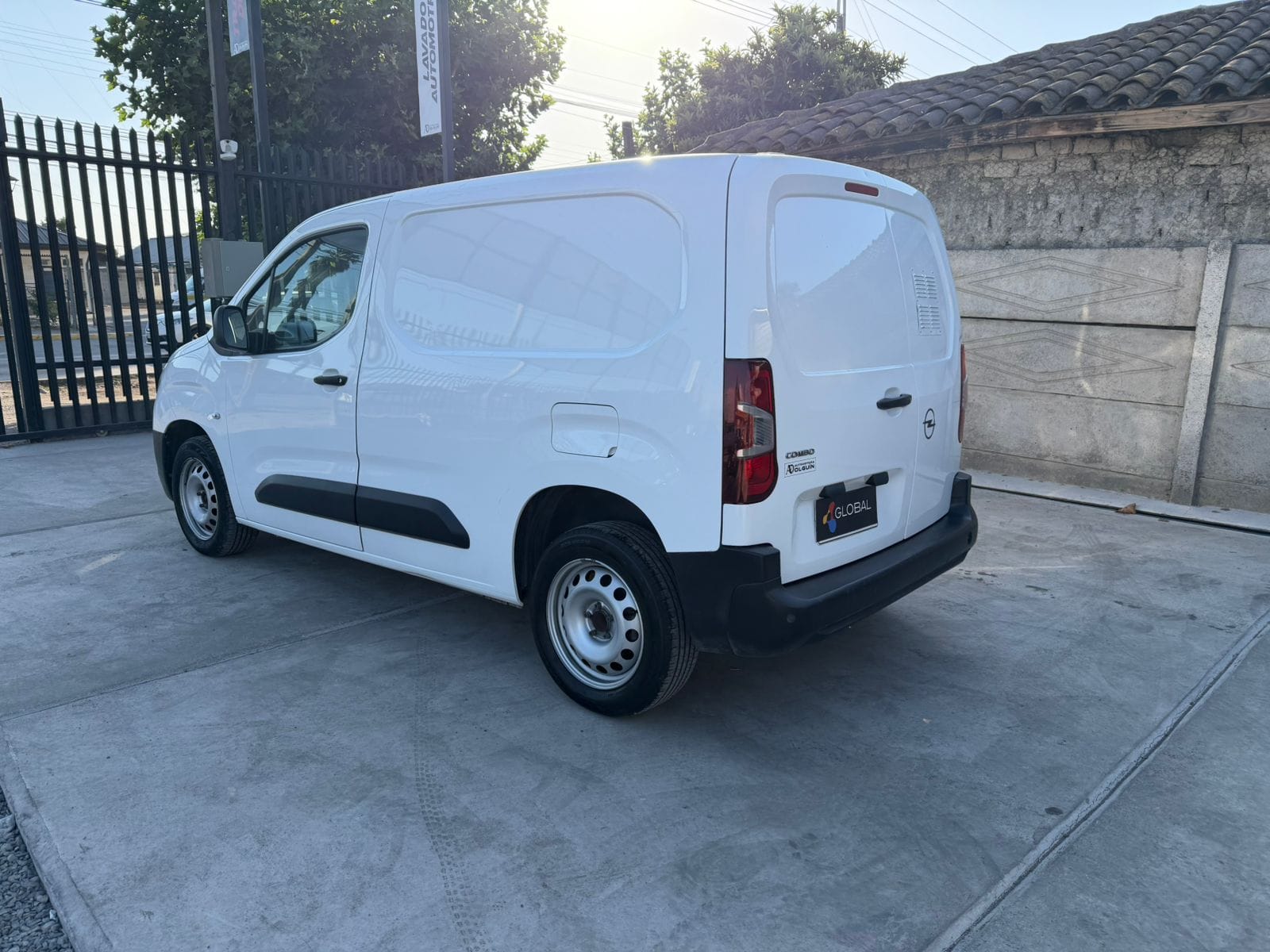 Opel Combo Hdi L1 — foto 4 de 14