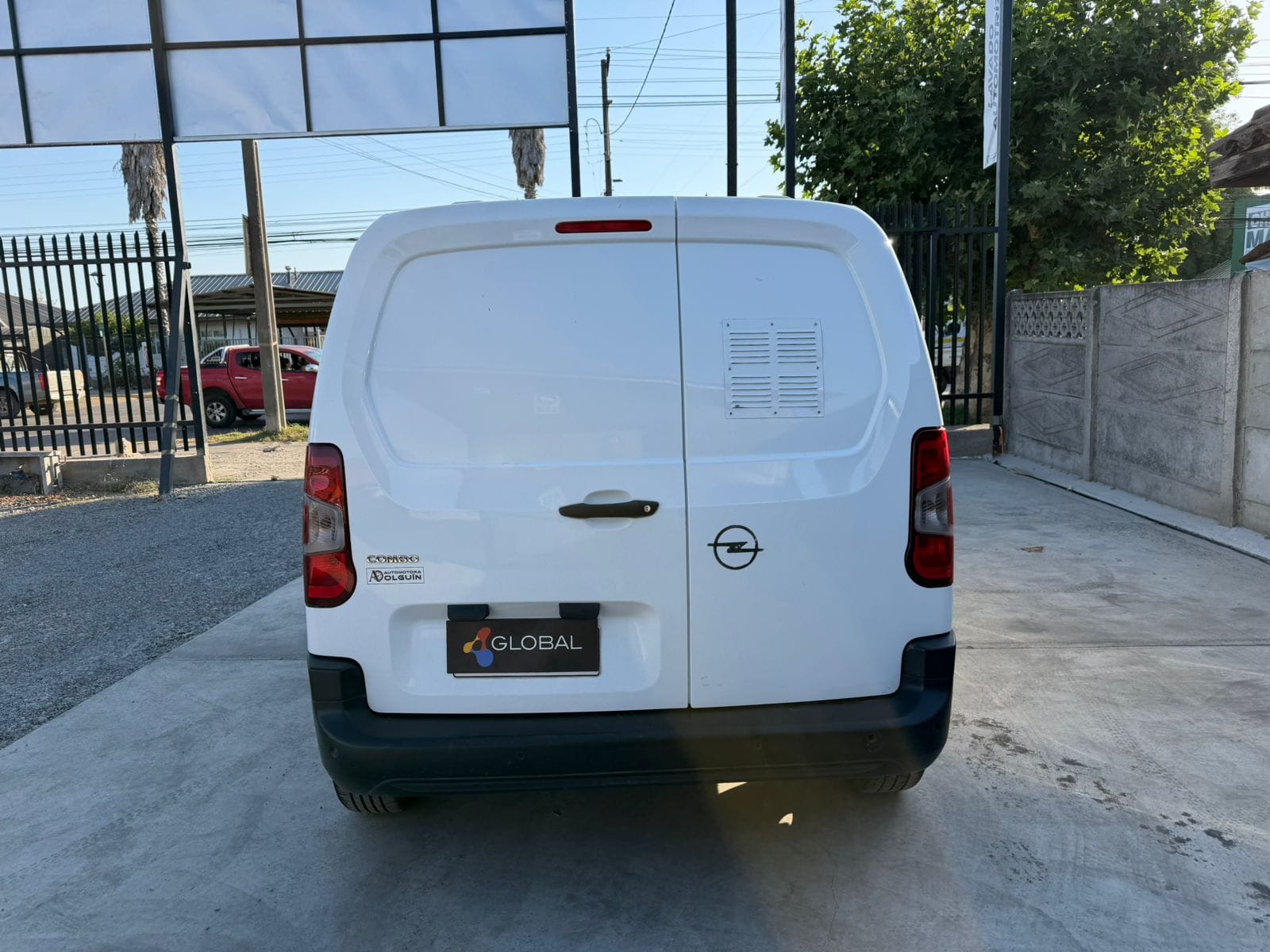 Opel Combo Hdi L1 — foto 5 de 14