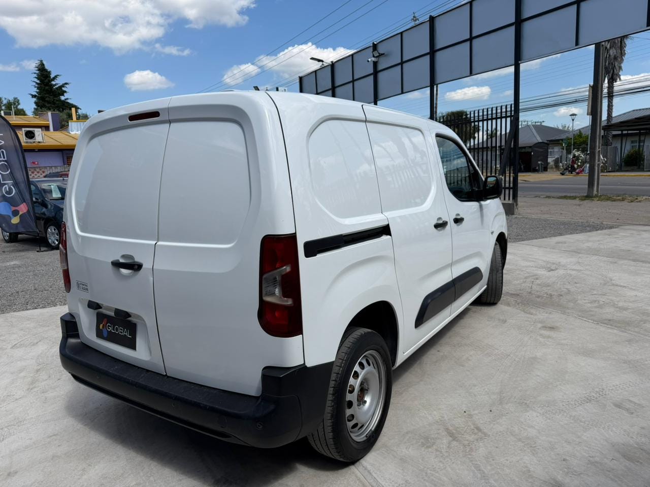 Citroën Berlingo K9 1.6 Hdi — foto 6 de 15
