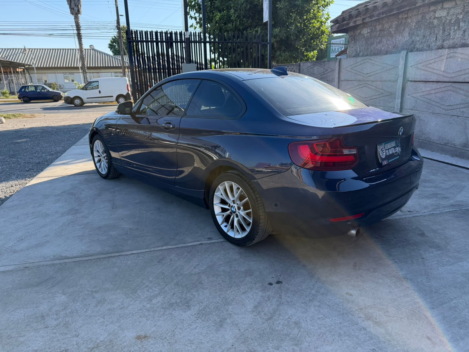BMW 220I Coupe 2.0 Aut — foto 4 de 14