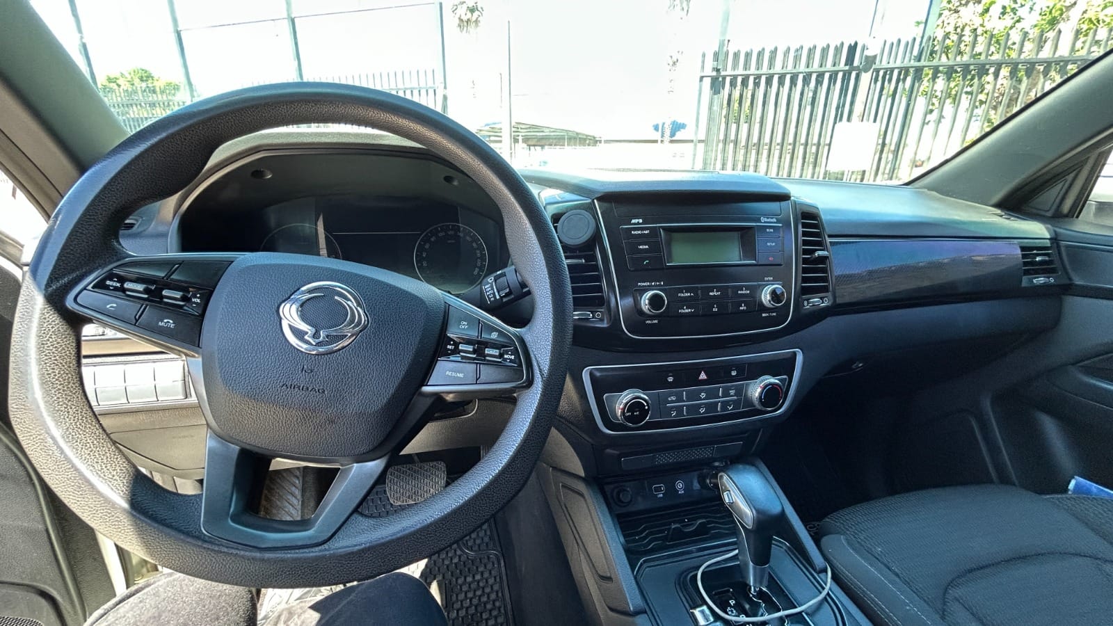 SsangYong Grand Musso 2,2 Aut — foto 8 de 12