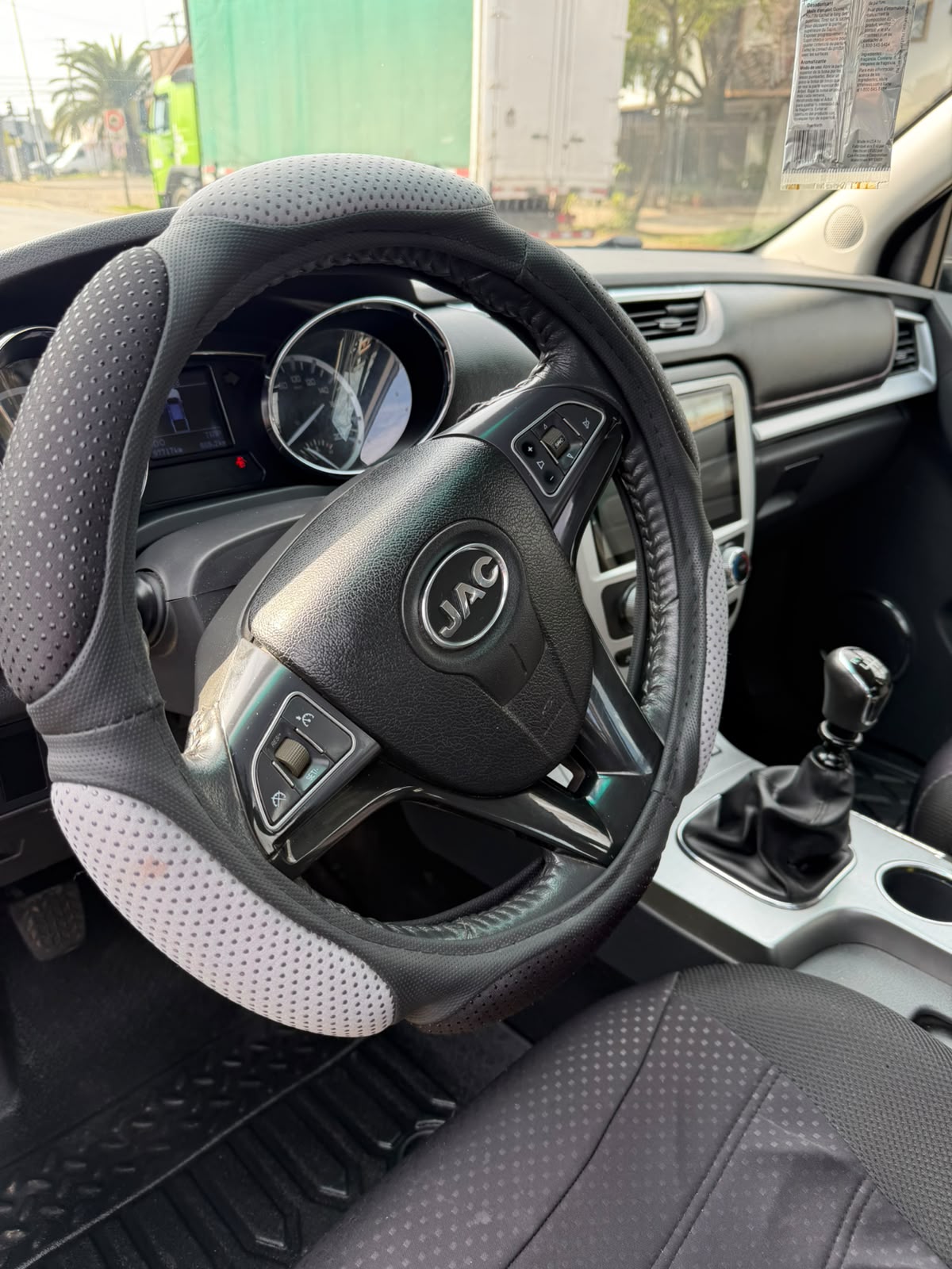 JAC T8 Ce2.0 4X4 Mt6 — foto 15 de 16