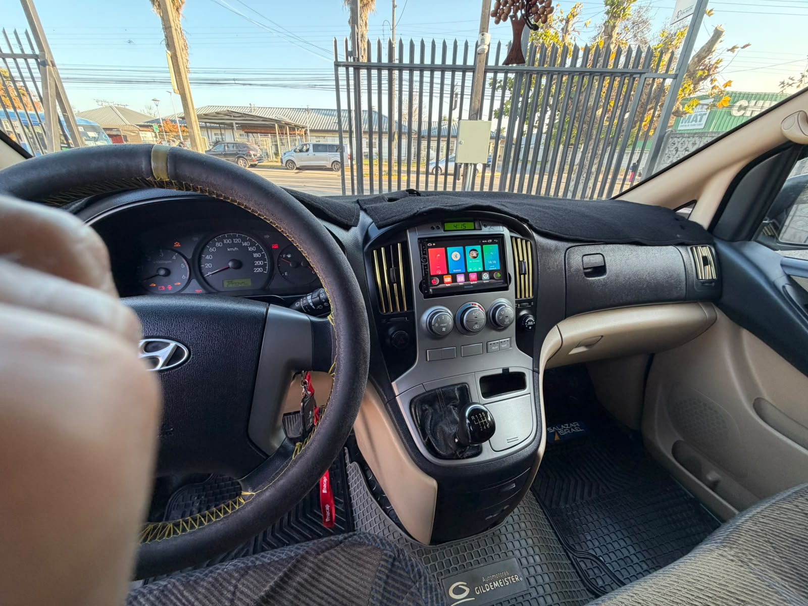 Hyundai New H1 — foto 15 de 16