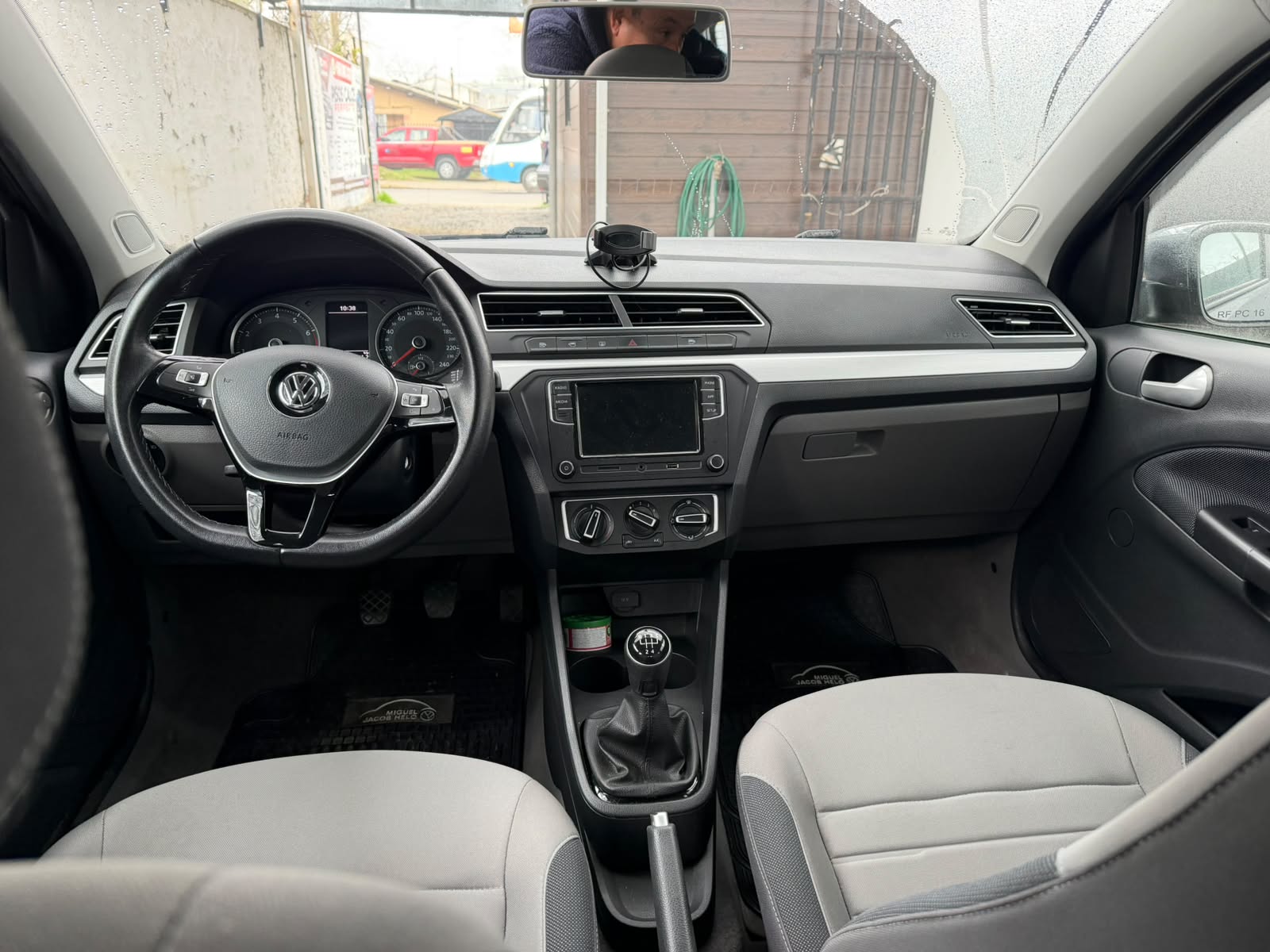 Volkswagen Gol Highline — foto 11 de 15