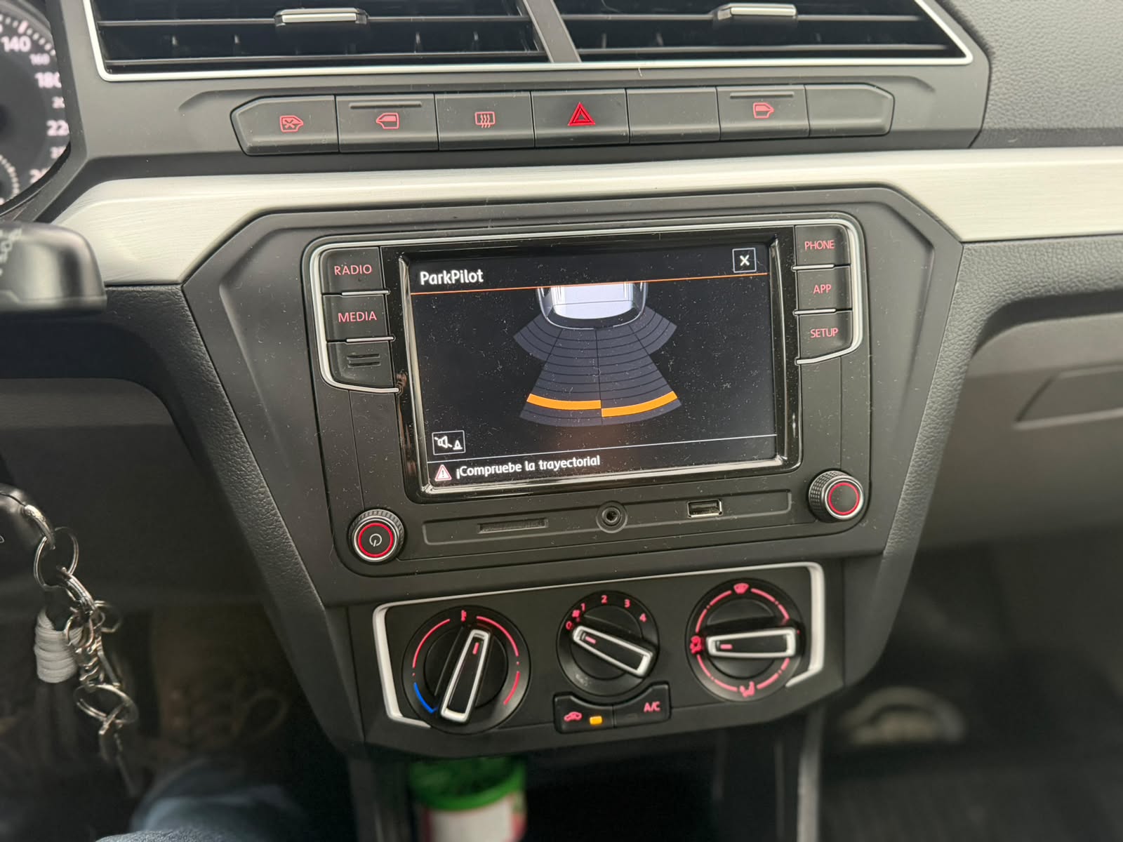 Volkswagen Gol Highline — foto 15 de 15