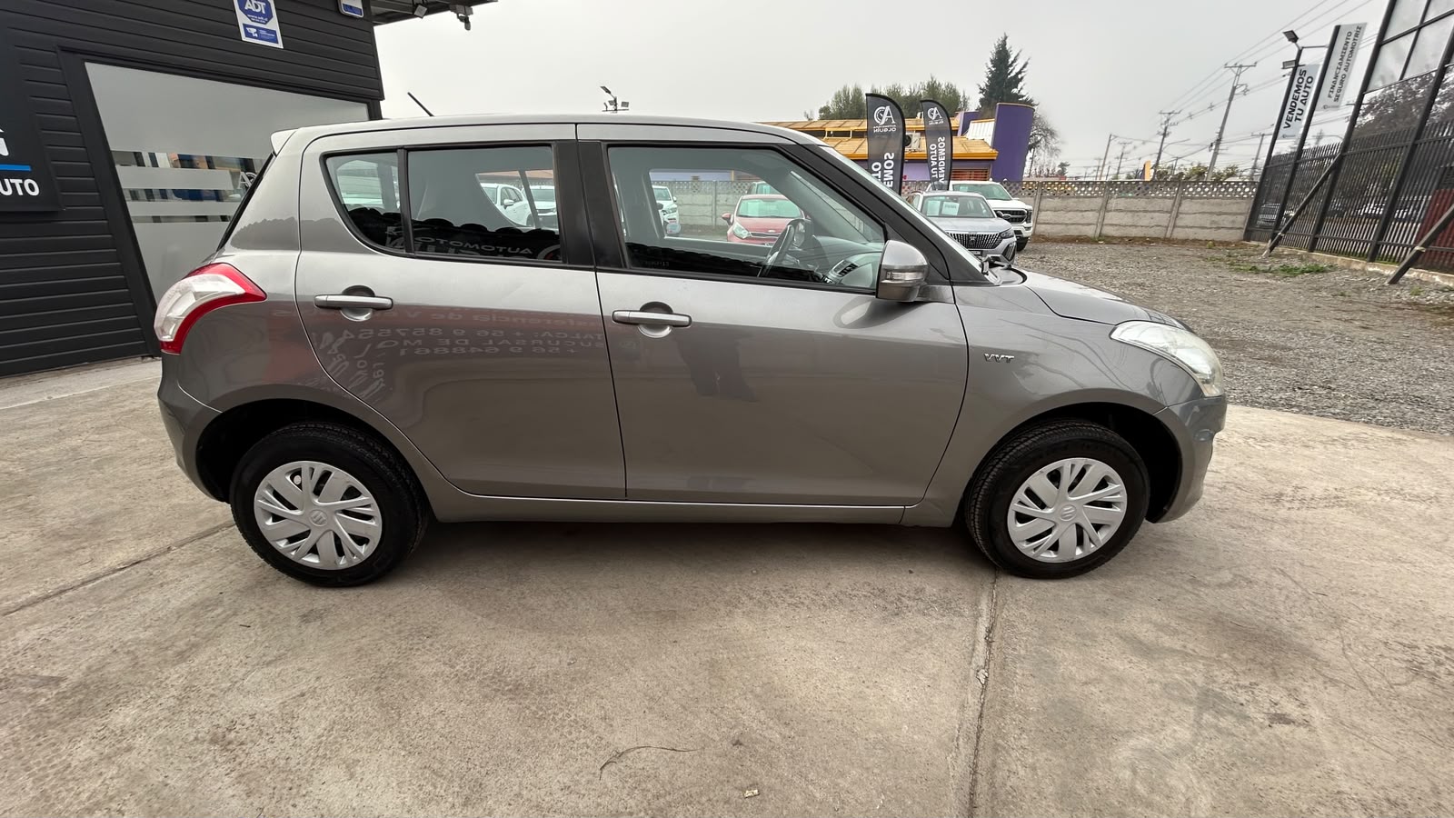 Suzuki Swift Gl Hb1.2 Ac — foto 4 de 12