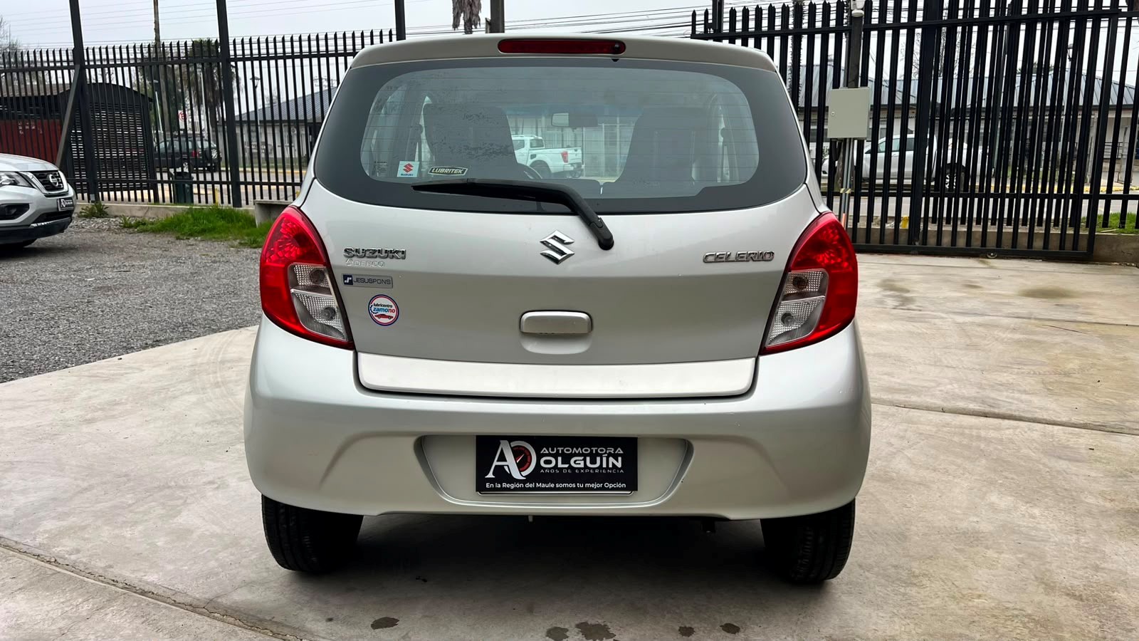 Suzuki Celerio Glx1.0 Ac Hb — foto 5 de 11