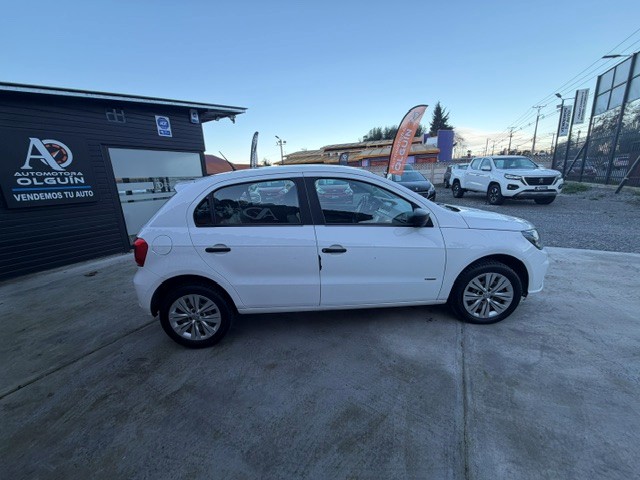 Volkswagen Gol Trendline — foto 4 de 19