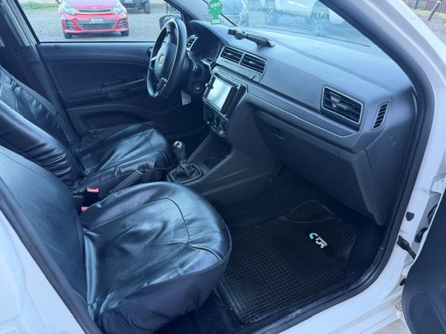 Volkswagen Gol Trendline — foto 7 de 19