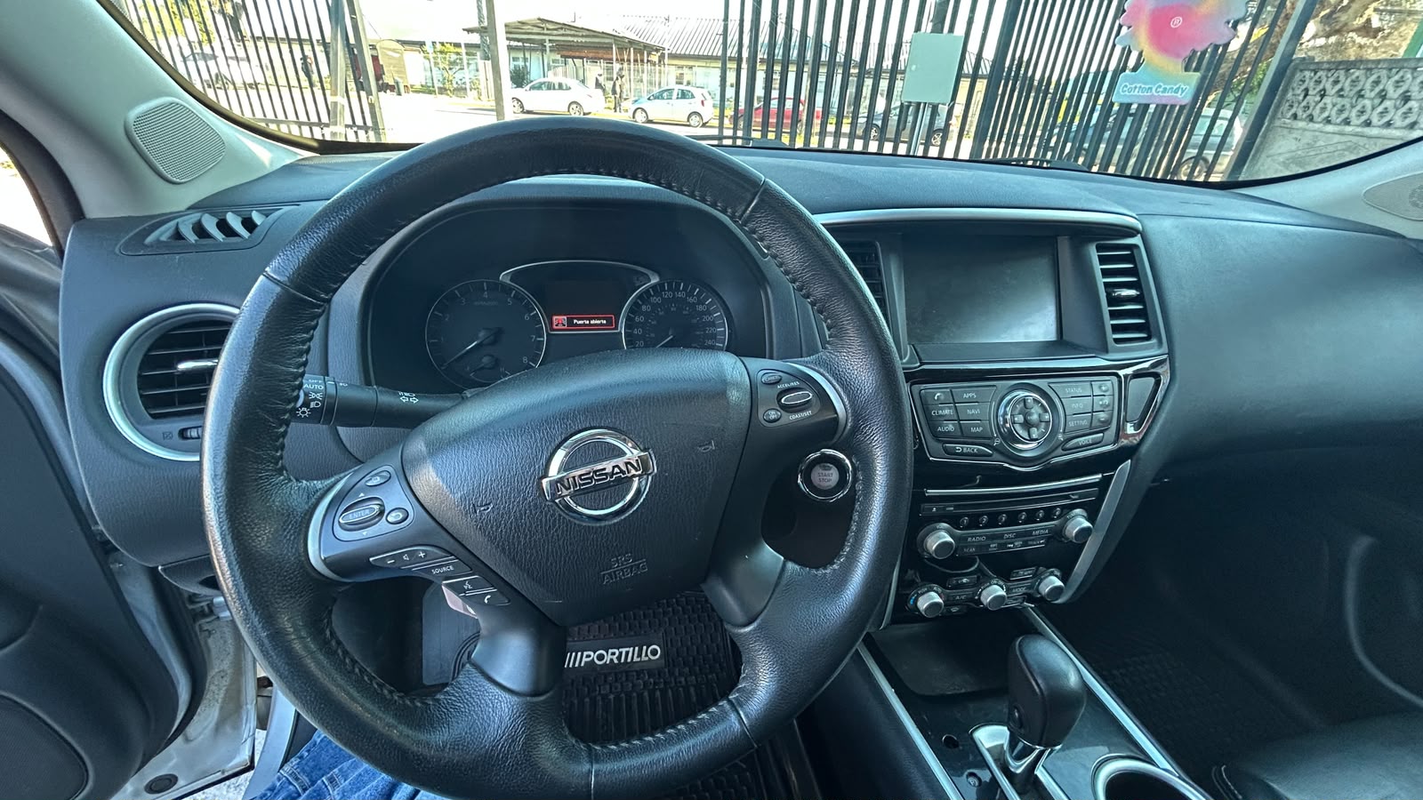 Nissan Pathfinder — foto 12 de 17