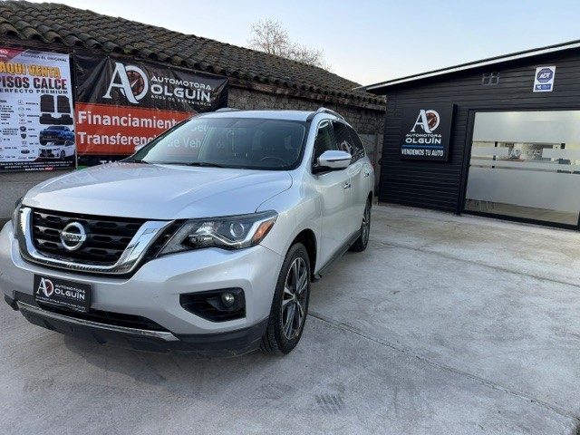 Nissan Pathfinder — foto 2 de 17