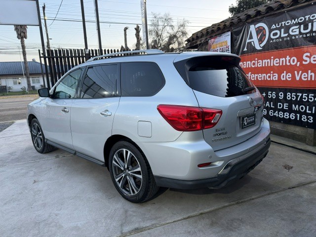 Nissan Pathfinder — foto 5 de 17