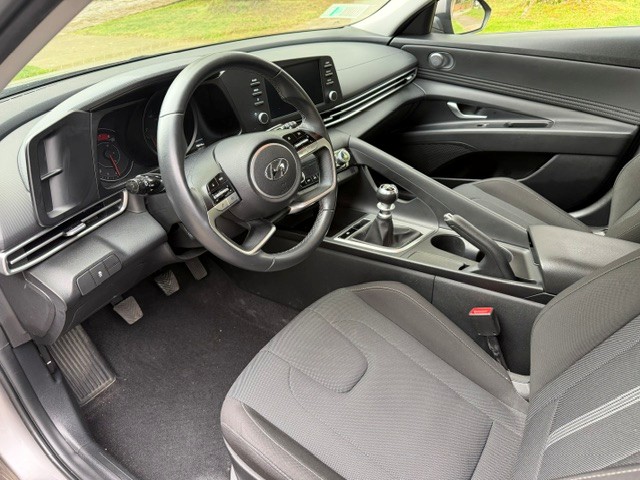 Hyundai Elantra Cn7 — foto 11 de 18