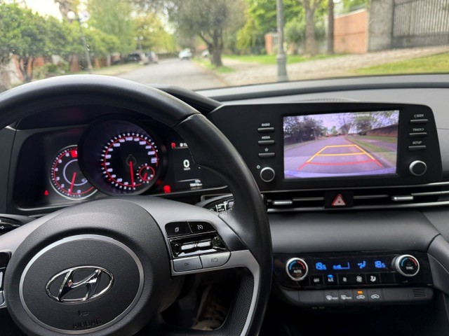 Hyundai Elantra Cn7 — foto 12 de 18