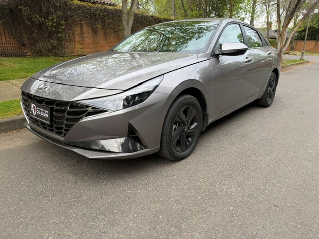 Hyundai Elantra Cn7 — foto 2 de 18