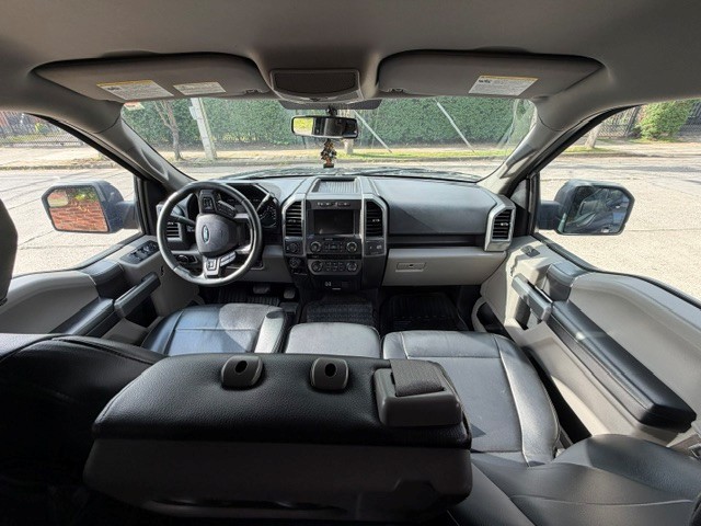 Ford F150 Xlt 4X4 Dcab 5.0 Aut — foto 9 de 15