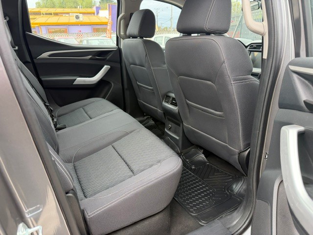 Maxus T60 Dcab — foto 8 de 15