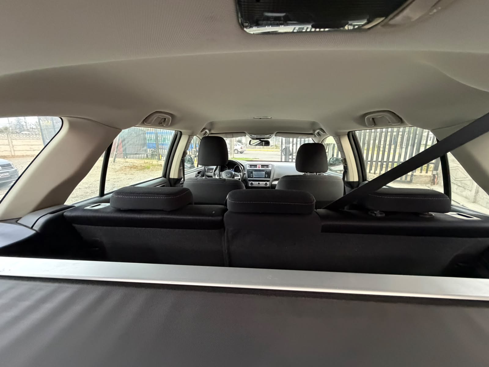 Subaru New Outback — foto 11 de 18